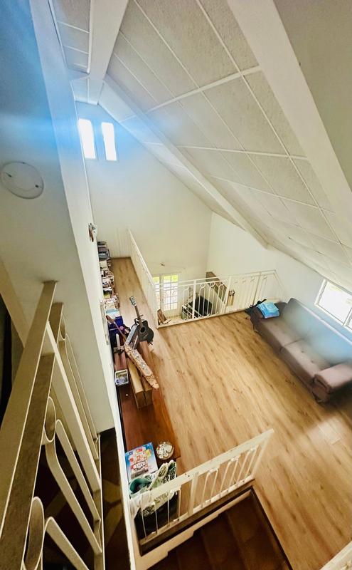 Maison - 264 m² - 7 pièces