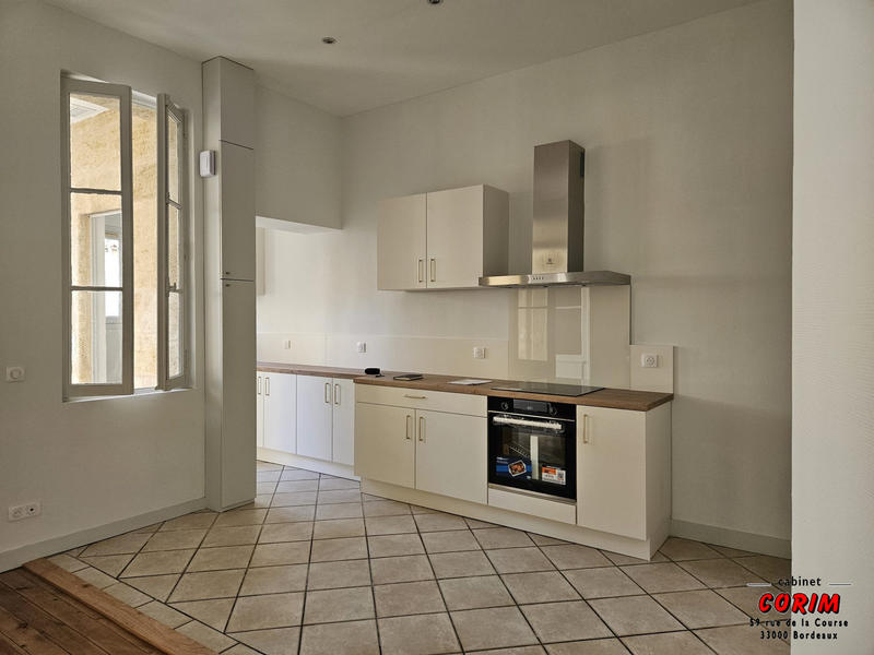 Maison - 90 m² - 3 pièces