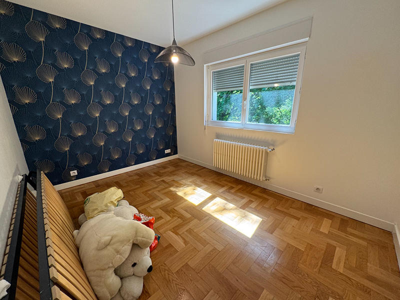 Maison - 165 m² - 9 pièces