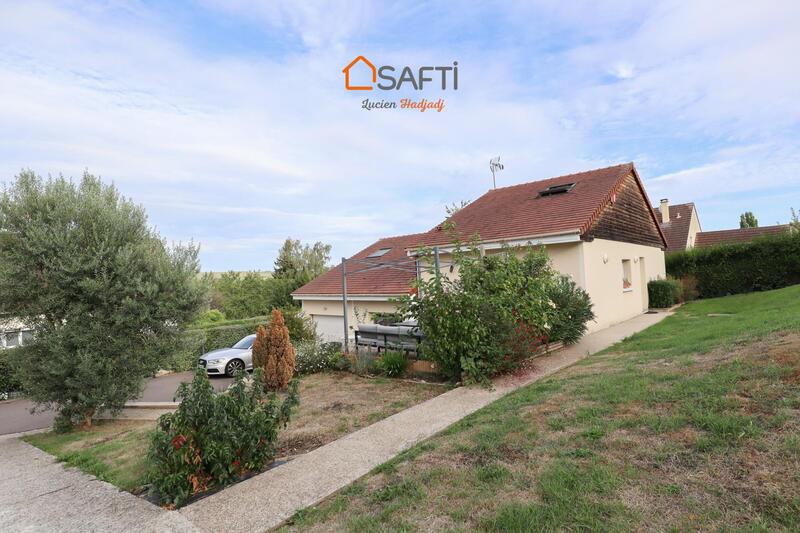 Maison - 255 m² - 7 pièces