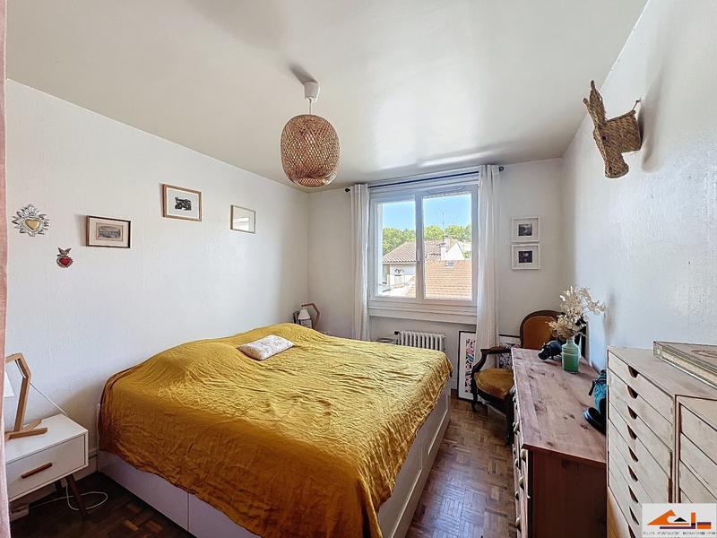 Appartement - 72 m² - 4 pièces