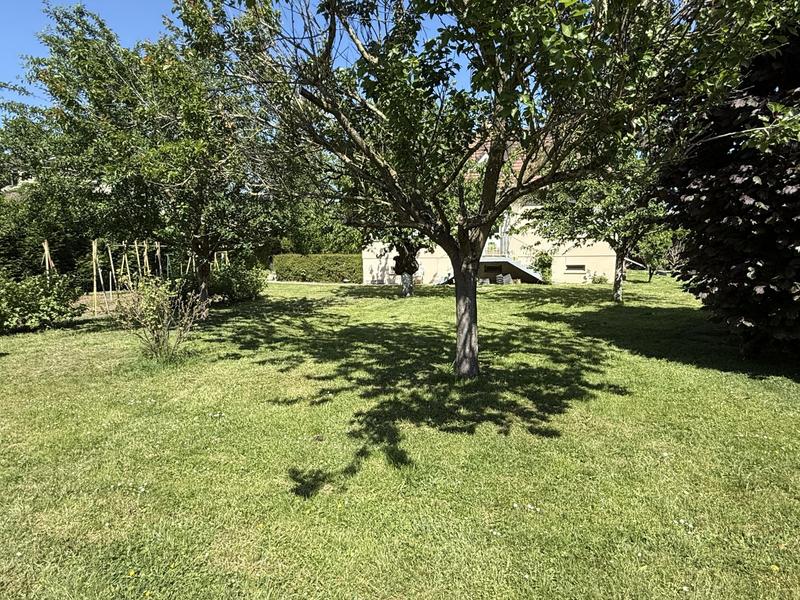 Maison traditionnelle - 98 m² - 5 pièces