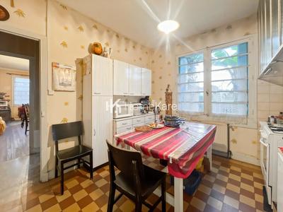 Maison - 110 m² - 5 pièces