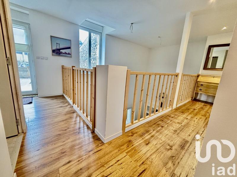 Maison - 180 m² - 6 pièces