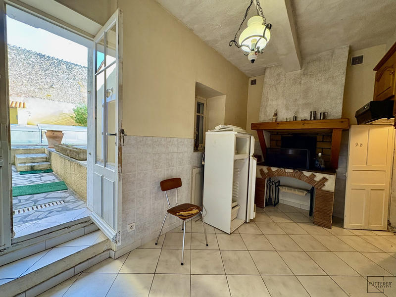 Maison ancienne - 262 m² - 8 pièces