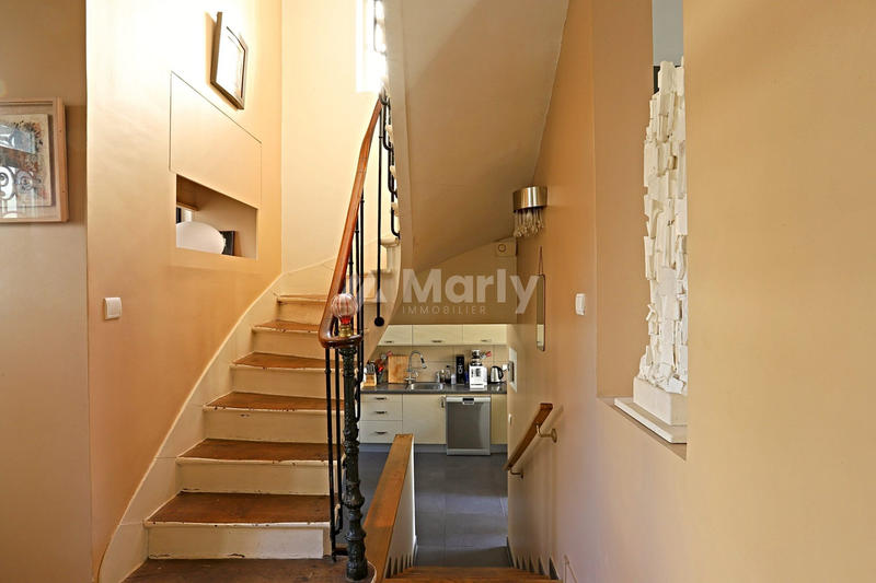 Maison - 184 m² - 7 pièces