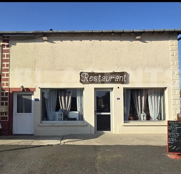 Maison - 400 m² - 5 pièces