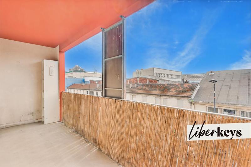 Appartement - 80 m² - 4 pièces