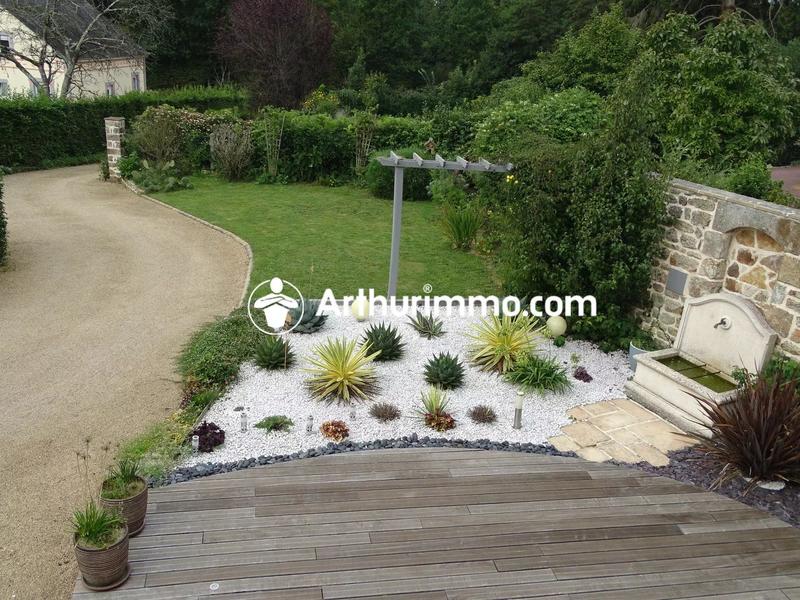 Maison - 180 m² - 6 pièces