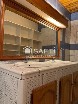 Maison - 155 m² - 7 pièces