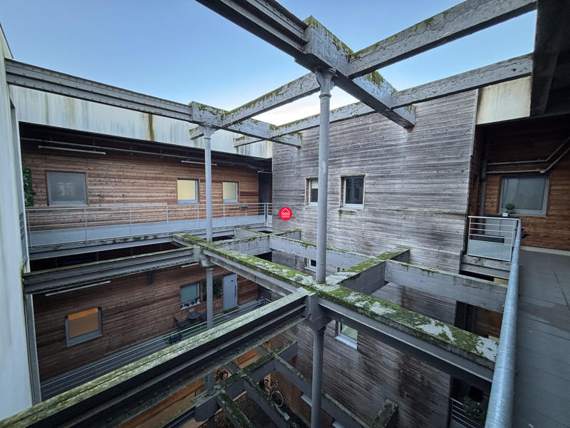 Loft - 73 m² - 1 pièce