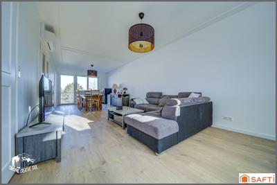 Appartement - 145 m² - 6 pièces