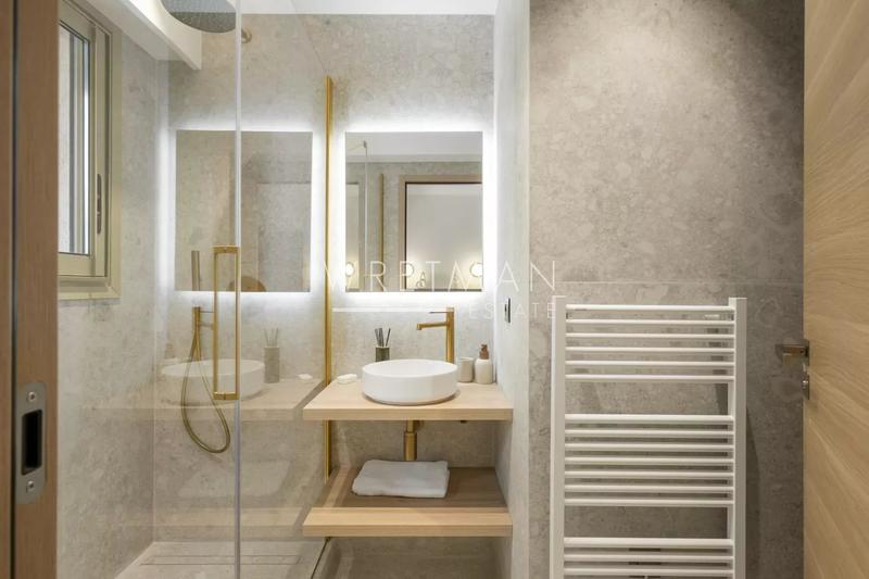 Appartement - 118 m² - 5 pièces