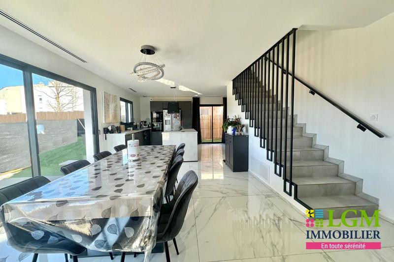 Maison - 101 m² - 4 pièces