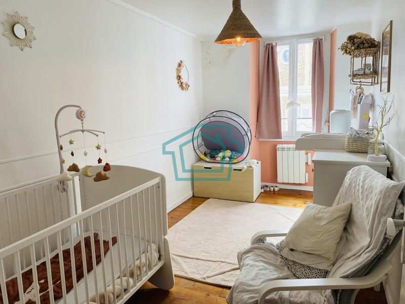 Maison - 90 m² - 5 pièces