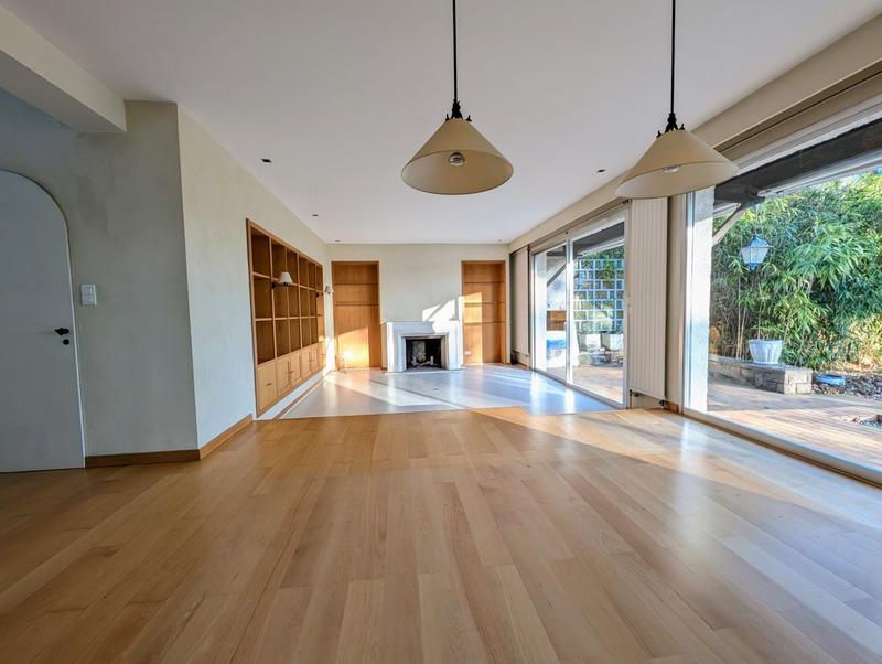 Maison - 180 m² - 6 pièces