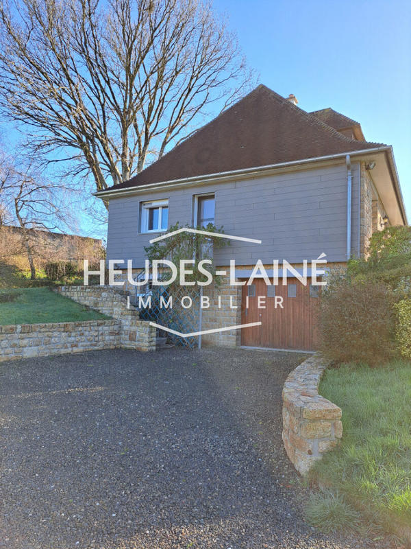 Maison - 95 m² - 5 pièces