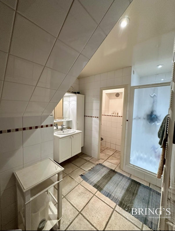 Maison - 450 m² - 12 pièces