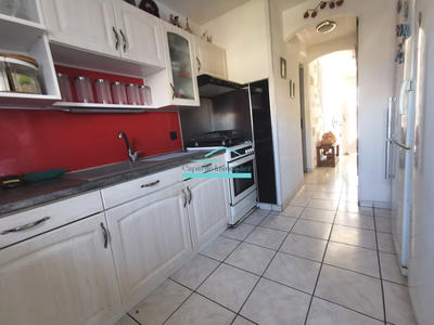 Villa - 80 m² - 4 pièces