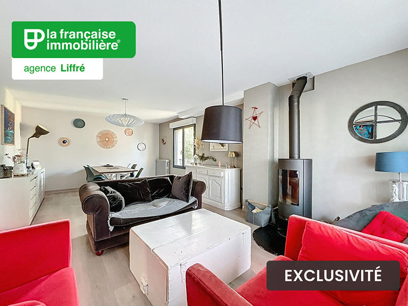 Maison - 181 m² - 8 pièces
