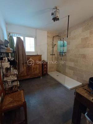 Maison traditionnelle - 87 m² - 4 pièces