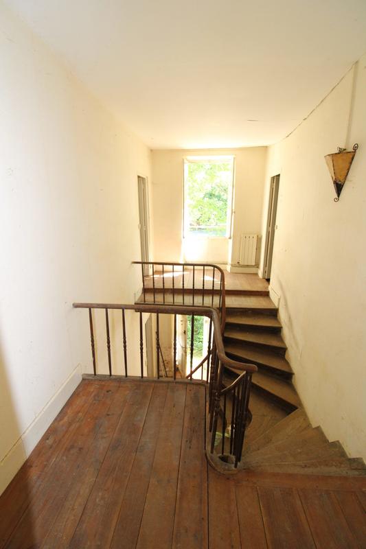 Maison - 198 m² - 5 pièces