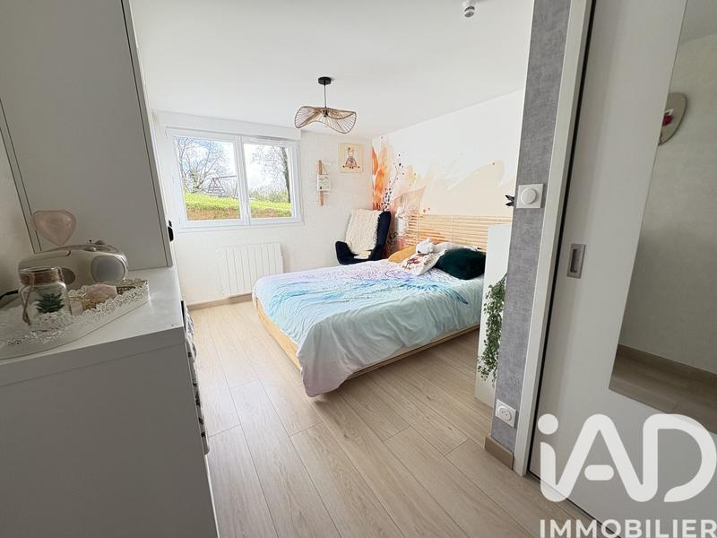 Maison - 102 m² - 5 pièces