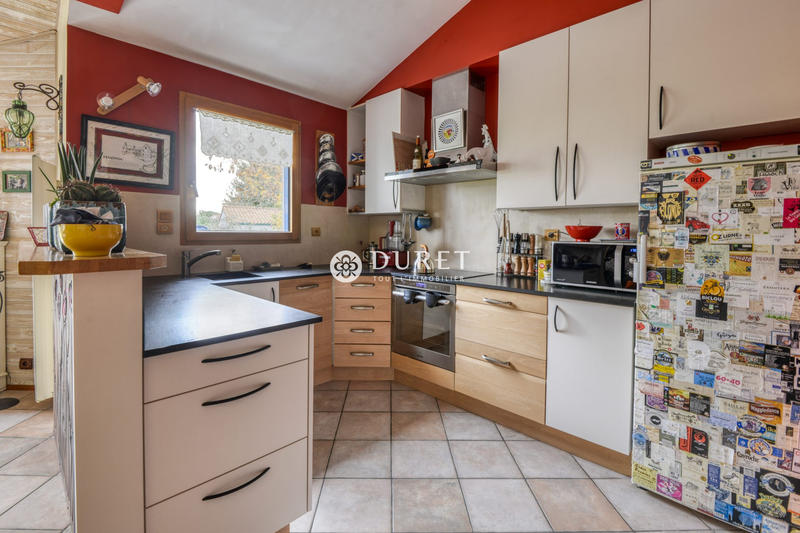 Maison traditionnelle - 151 m² - 8 pièces