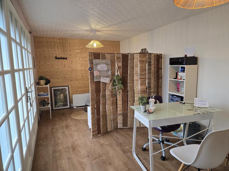 Maison - 234 m² - 8 pièces