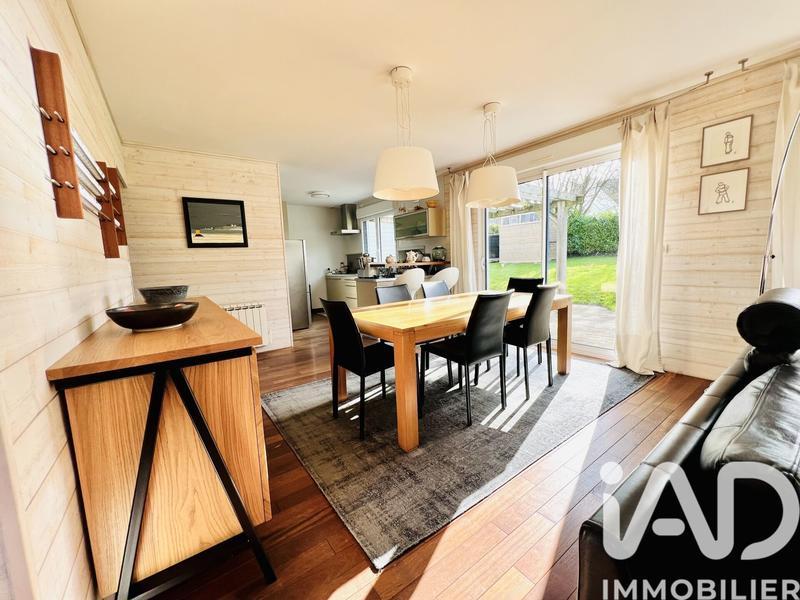 Maison - 104 m² - 5 pièces