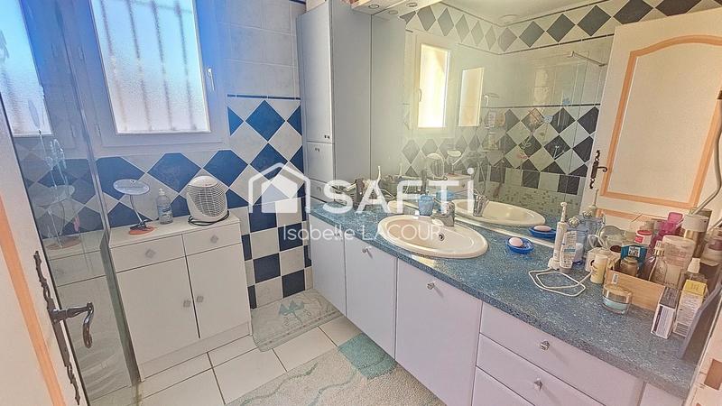 Maison - 140 m² - 6 pièces