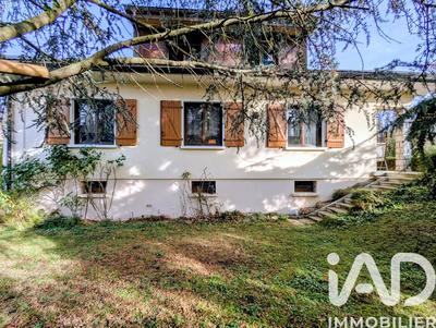 Maison - 134 m² - 4 pièces