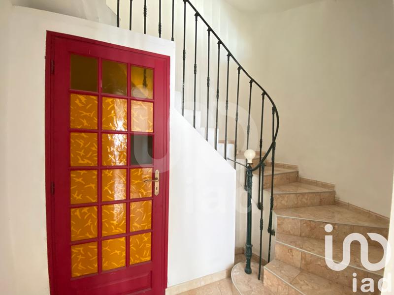 Maison - 200 m² - 8 pièces