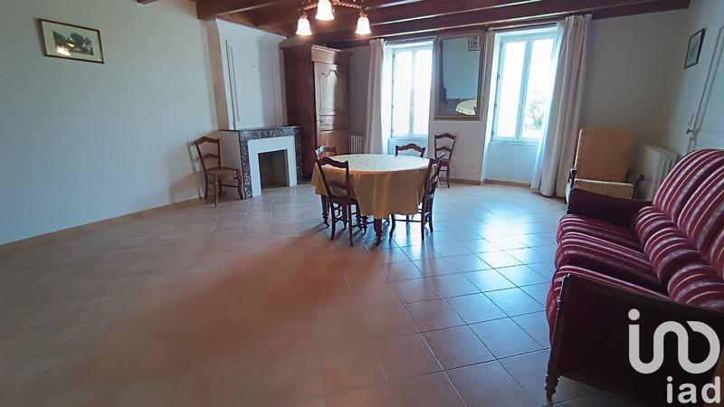 Maison - 243 m² - 5 pièces