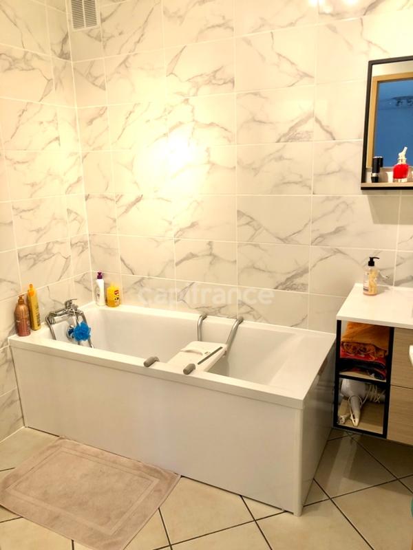 Maison - 126 m² - 6 pièces