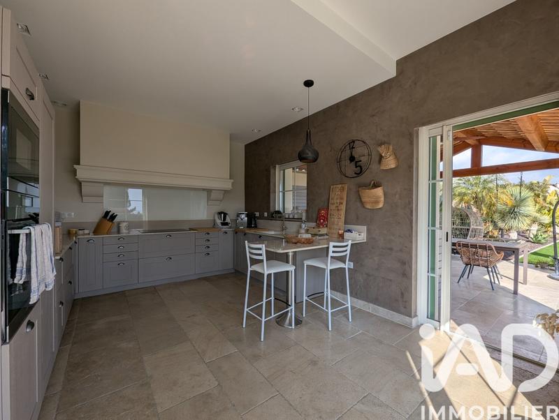 Maison - 192 m² - 6 pièces