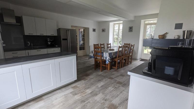 Maison de campagne - 245 m² - 6 pièces