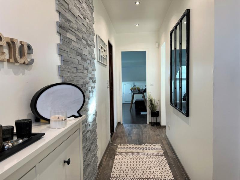 Appartement - 80 m² - 3 pièces