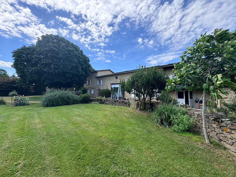 Maison - 288 m² - 10 pièces