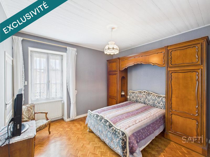 Maison - 211 m² - 8 pièces