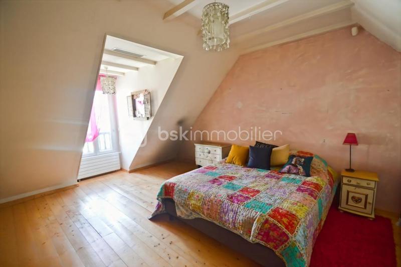 Maison traditionnelle - 171 m² - 5 pièces