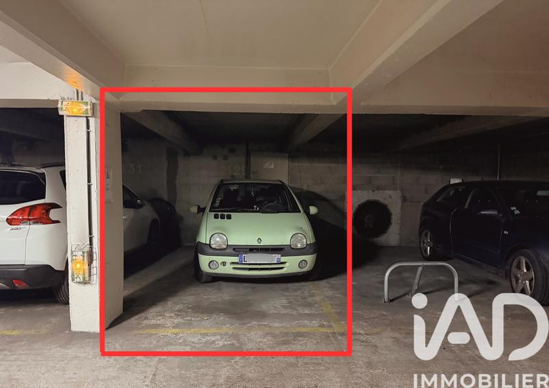 Parking - 12 m²