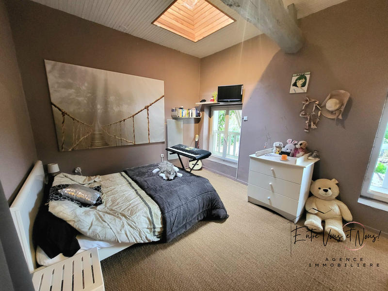 Maison ancienne - 235 m² - 9 pièces