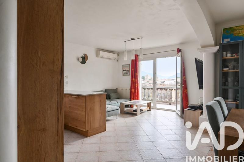 Maison - 128 m² - 5 pièces