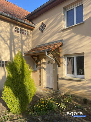 Maison - 203 m² - 8 pièces