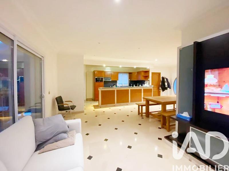 Maison - 129 m² - 6 pièces