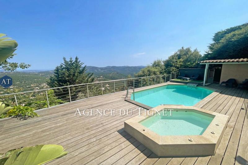 Maison - 180 m² - 7 pièces