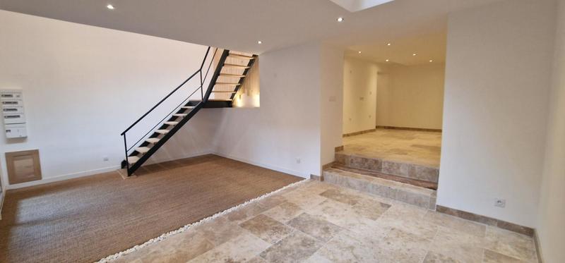 Appartement - 105 m² - 4 pièces