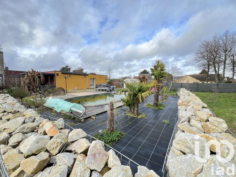 Maison - 360 m² - 9 pièces