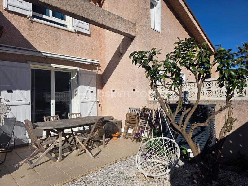 Villa - 60 m² - 4 pièces